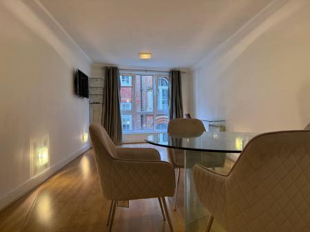 2 bedroom Flat to let in Little Britain, London, EC1A