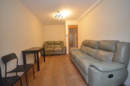 4 bedroom Terraced House to let in Eden Road, West Norwood, London, SE27