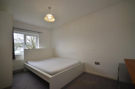 4 bedroom Terraced House to let in Eden Road, West Norwood, London, SE27