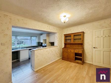 3 bedroom Semi-detached house for sale in Beech Grove, Warminster, BA12