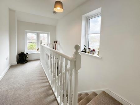 2 bedroom End of terrace house for sale in Boreham Road, Warminster, BA12