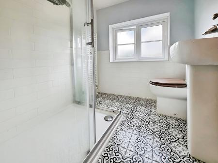 2 bedroom End of terrace house for sale in Boreham Road, Warminster, BA12