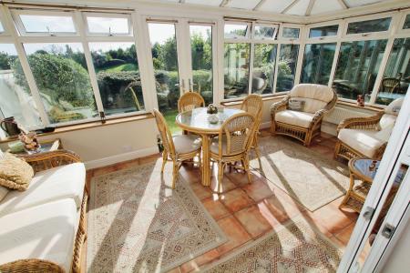 3 bedroom Bungalow for sale in Bradley Close, Warminster, BA12