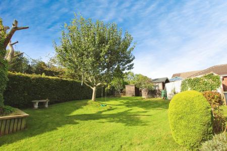 3 bedroom Bungalow for sale in Bradley Close, Warminster, BA12