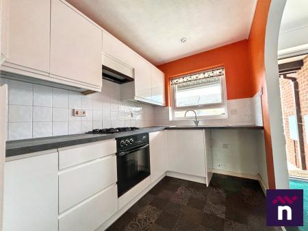 3 bedroom Terraced House for sale in Downs View, Warminster, BA12