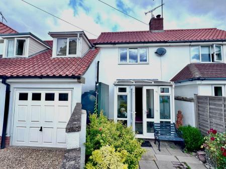2 bedroom Terraced House for sale in Dymocks Lane, Sutton Veny, BA12