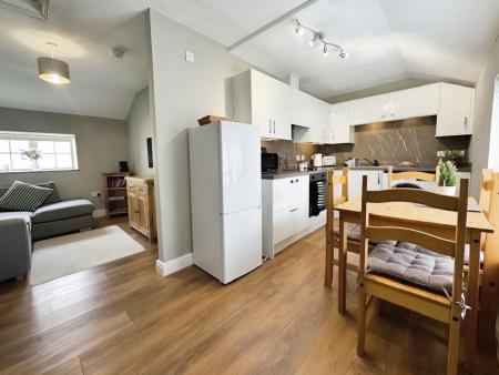 2 bedroom Bungalow for sale in East Street, Warminster, BA12