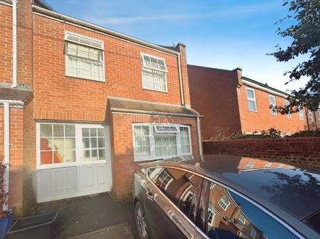 3 bedroom End of terrace house for sale in Emwell Street, Warminster, BA12