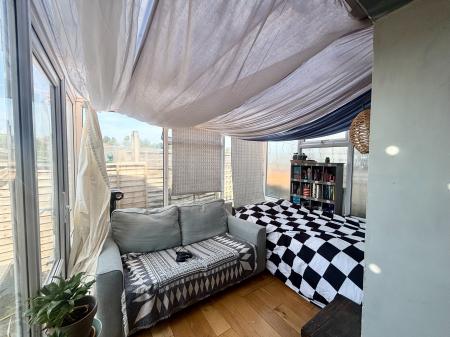 2 bedroom Semi-detached house for sale in Marsh Street, Warminster, BA12