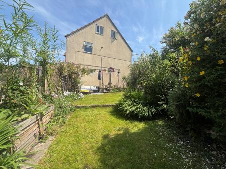 2 bedroom Semi-detached house for sale in Marsh Street, Warminster, BA12