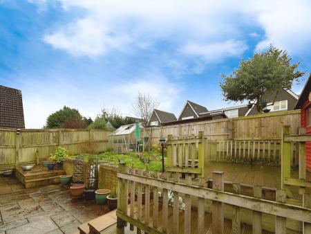 3 bedroom Semi-detached house for sale in Poulsen Close, Warminster, BA12