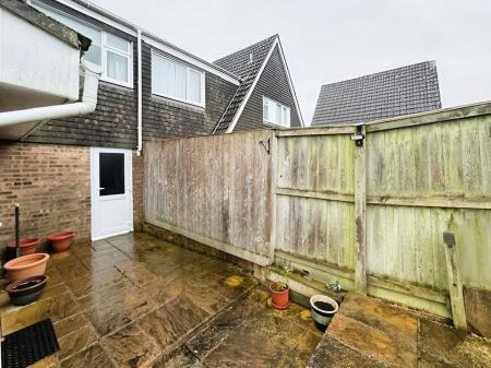 3 bedroom Semi-detached house for sale in Poulsen Close, Warminster, BA12