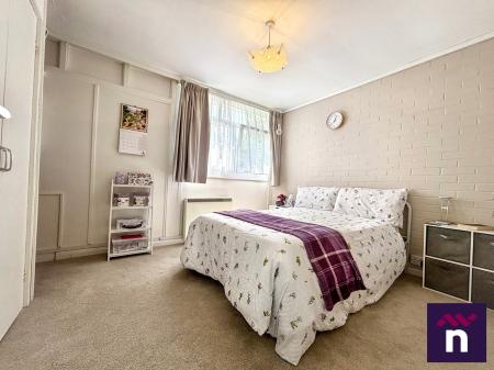 2 bedroom Bungalow for sale in Sambourne Chase, Warminster, BA12