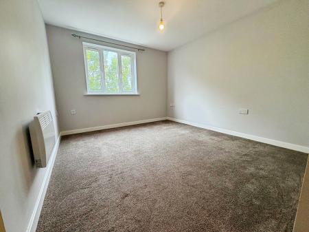 2 bedroom Flat for sale in Tarpan Walk, Westbury, BA13