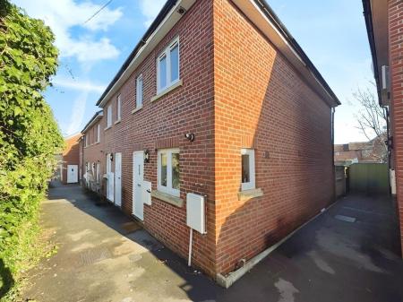 2 bedroom End of terrace house for sale in The Orchard, Warminster, BA12