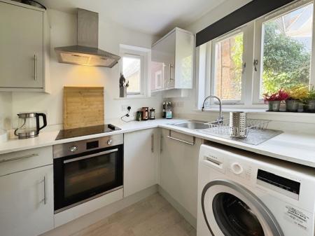 2 bedroom End of terrace house for sale in The Orchard, Warminster, BA12