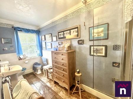 3 bedroom Semi-detached house for sale in Vicarage Street, Warminster, BA12