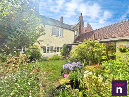 3 bedroom Semi-detached house for sale in Vicarage Street, Warminster, BA12