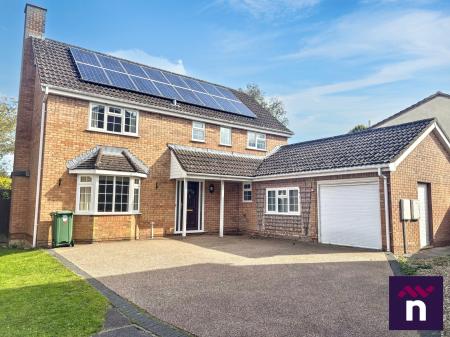 4 bedroom Detached house for sale in Were Close, Warminster, BA12