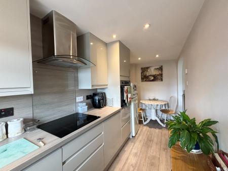 2 bedroom Terraced House for sale in Woodcock Road, Warminster, BA12