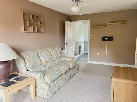 2 bedroom Terraced House for sale in The Teasels, Warminster, BA12