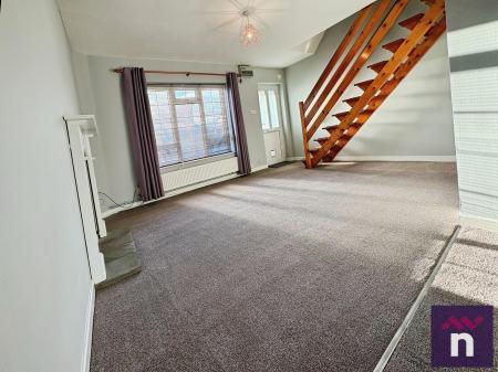 2 bedroom Terraced House to let in St Nicholas Close, North Bradley, Trowbridge, BA14