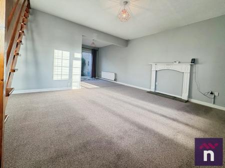 2 bedroom Terraced House to let in St Nicholas Close, North Bradley, Trowbridge, BA14