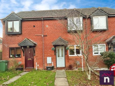 2 bedroom Terraced House to let in Freesia Close, Warminster, BA12