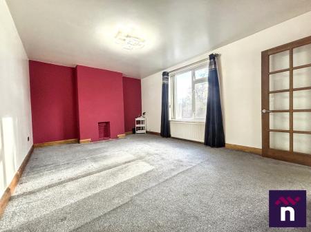 4 bedroom Terraced House for sale in Woodcock Road, Warminster, BA12