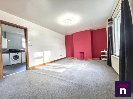 4 bedroom Terraced House for sale in Woodcock Road, Warminster, BA12