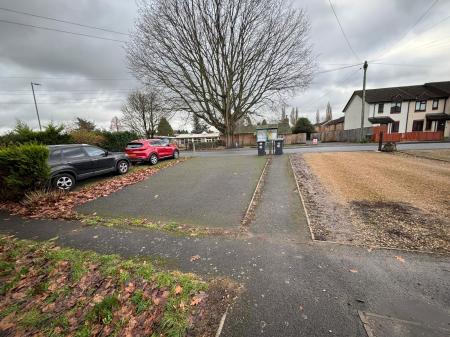 4 bedroom Terraced House for sale in Woodcock Road, Warminster, BA12