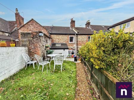 2 bedroom Terraced House for sale in Portway, Warminster, BA12