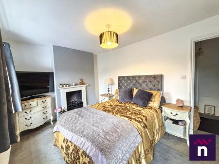 2 bedroom Terraced House for sale in Portway, Warminster, BA12