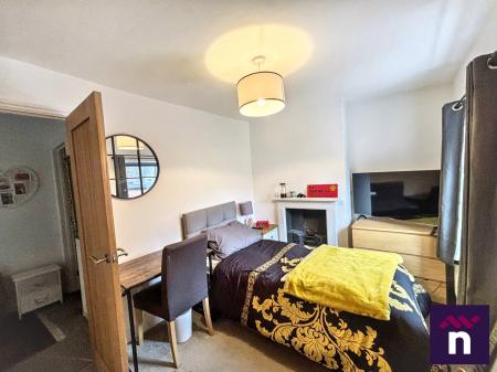 2 bedroom Terraced House for sale in Portway, Warminster, BA12