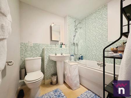 1 bedroom Flat to let in Brabant Way, Westbury, BA13