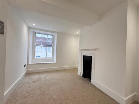 3 bedroom Terraced House for sale in Silver Street, Warminster, BA12