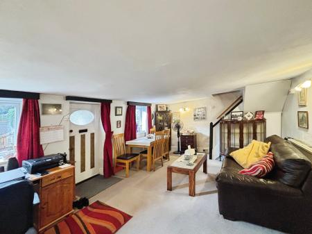 3 bedroom Terraced House for sale in Marsh Street, Warminster, BA12