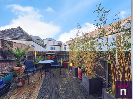 2 bedroom Character Property for sale in The Old Coach House North Row, Warminster, BA12