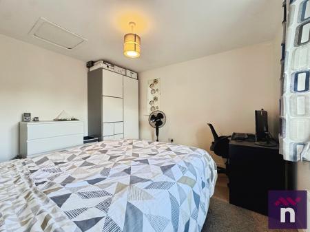 2 bedroom Flat for sale in Swaledale, Warminster, BA12