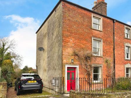 4 bedroom Town house for sale in Portway, Warminster, BA12