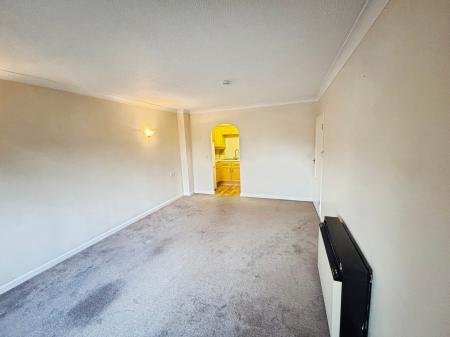 1 bedroom Flat for sale in Homeminster House Station Road, Warminster, BA12