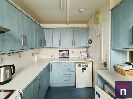 2 bedroom Terraced bungalow for sale in Sambourne Chase, Warminster, BA12