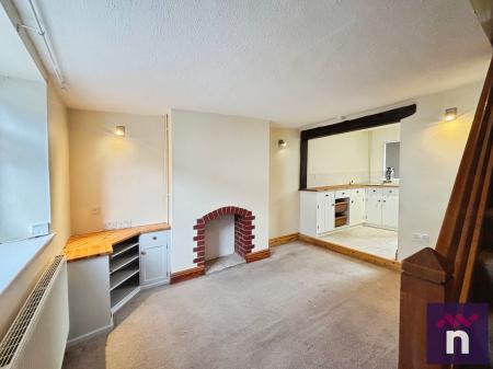 2 bedroom Terraced House for sale in Pound Street, Warminster, BA12