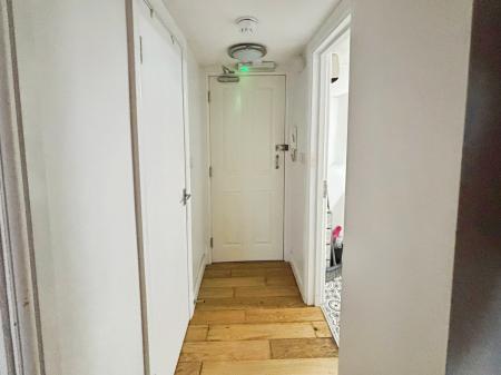 1 bedroom Flat for sale in Silver Street, Warminster, BA12