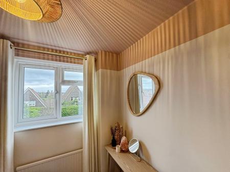 3 bedroom Semi-detached house for sale in Damask Way, Warminster, BA12