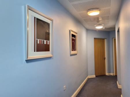 2 bedroom Flat for sale in 29 Loates Lane, Watford, WD17