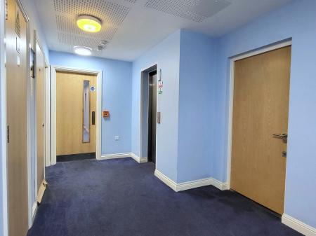2 bedroom Flat for sale in 29 Loates Lane, Watford, WD17