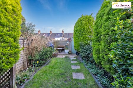 2 bedroom Terraced House for sale in Garfield Street, Watford, WD24