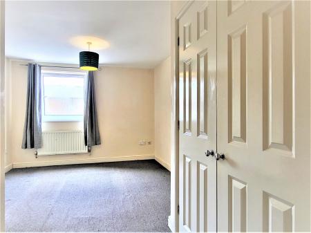 2 bedroom Flat for sale in Malden Road, Nascot Wood, Watford, WD17