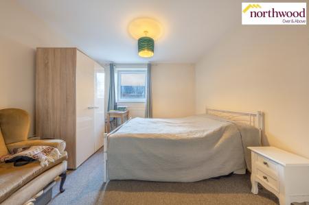 2 bedroom Flat for sale in Malden Road, Nascot Wood, Watford, WD17